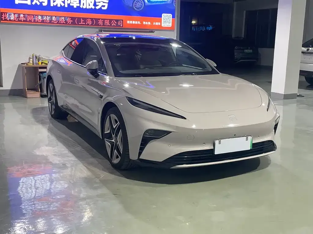 Roewe Feifan F7 — фото 10