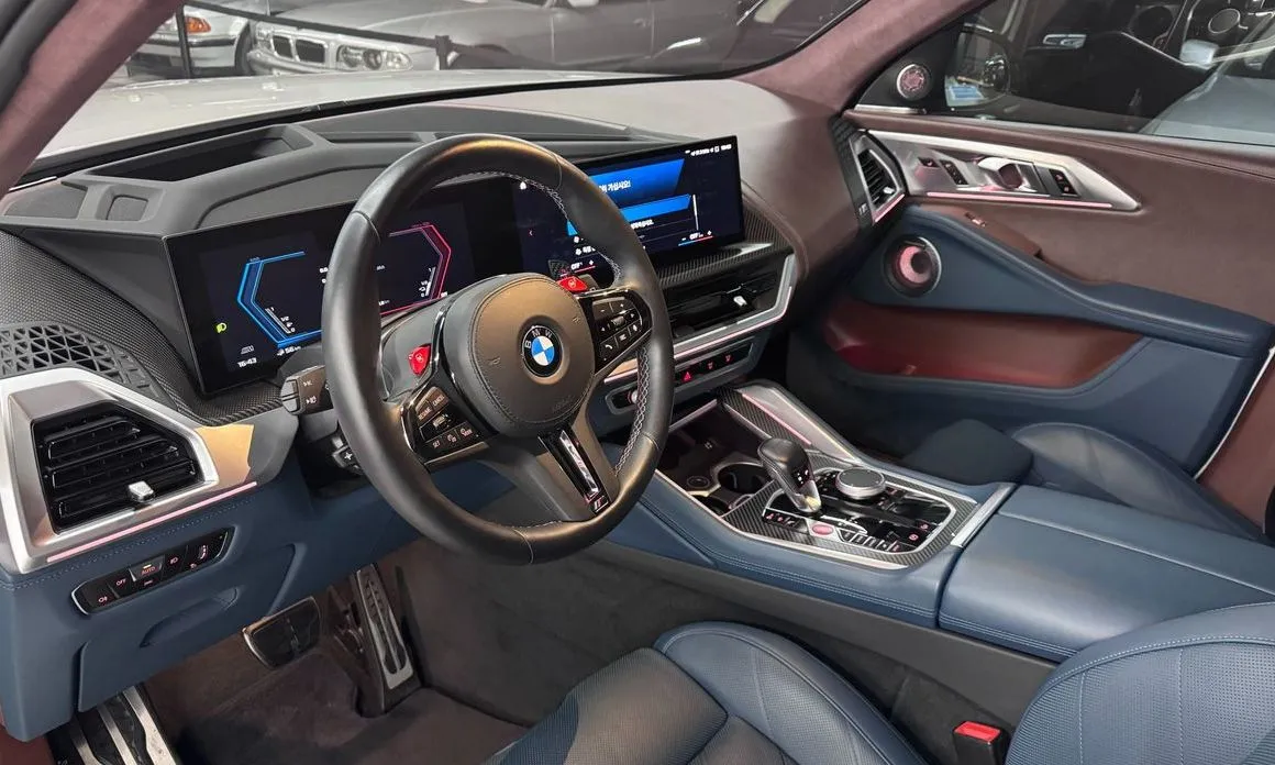 BMW XM — фото 8