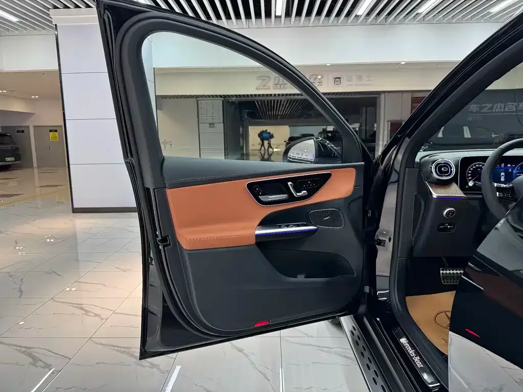 Mercedes-Benz GLC New Energy — фото 10