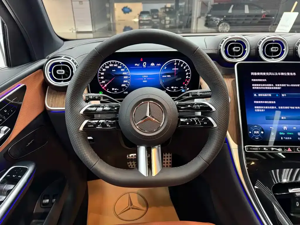 Mercedes-Benz GLC New Energy — фото 6