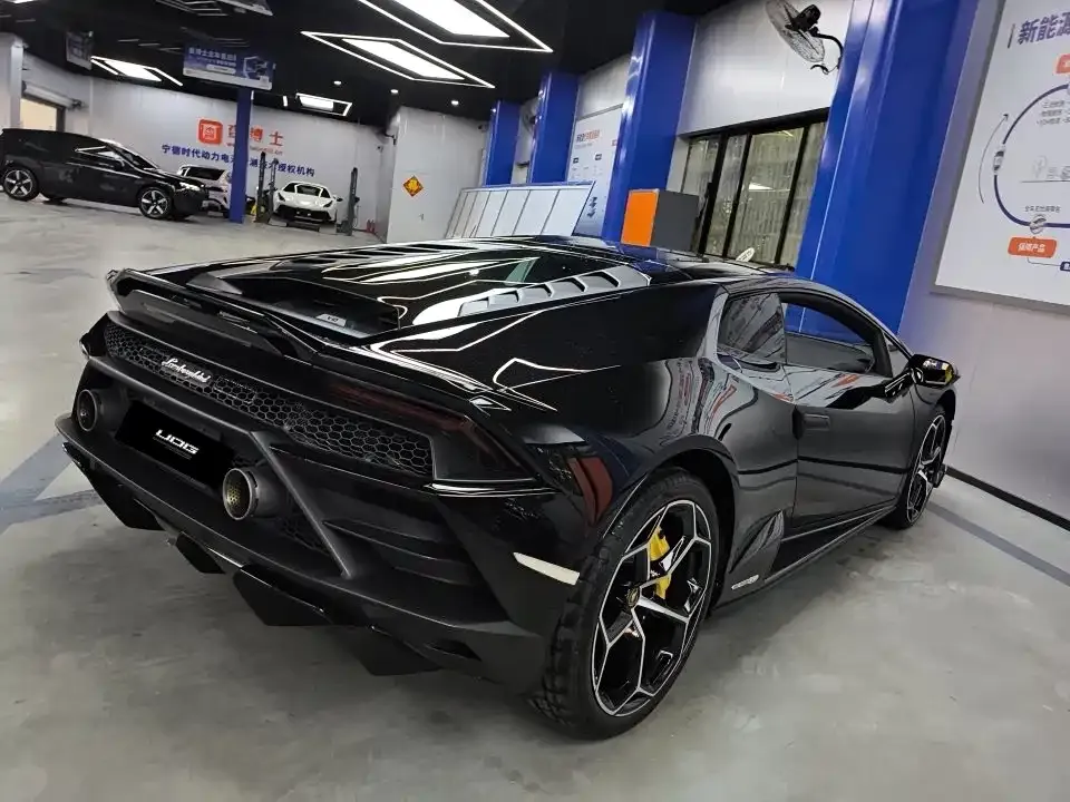 Lamborghini Huracan — фото 6