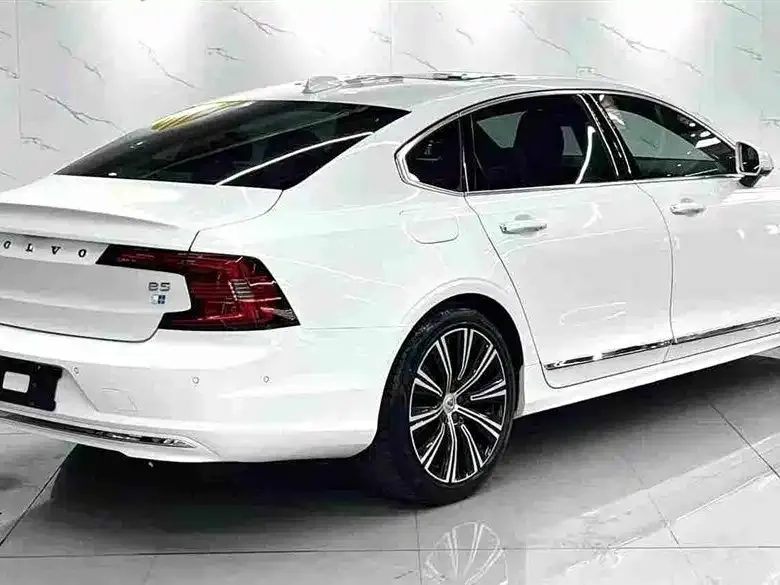 Volvo S90 — фото 3