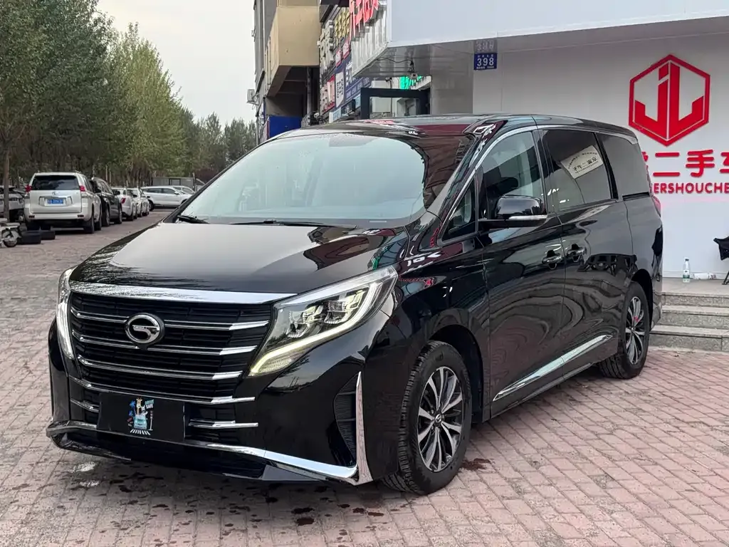 GAC Motor Trumpchi M8 — фото 1