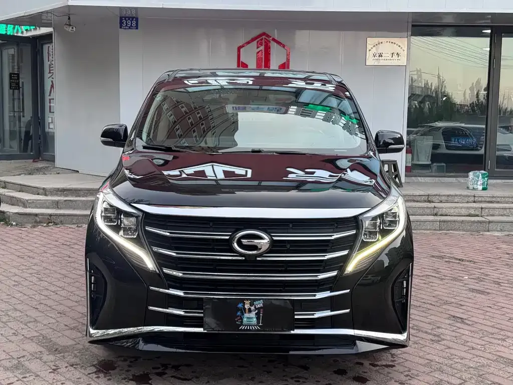 GAC Motor Trumpchi M8 — фото 3
