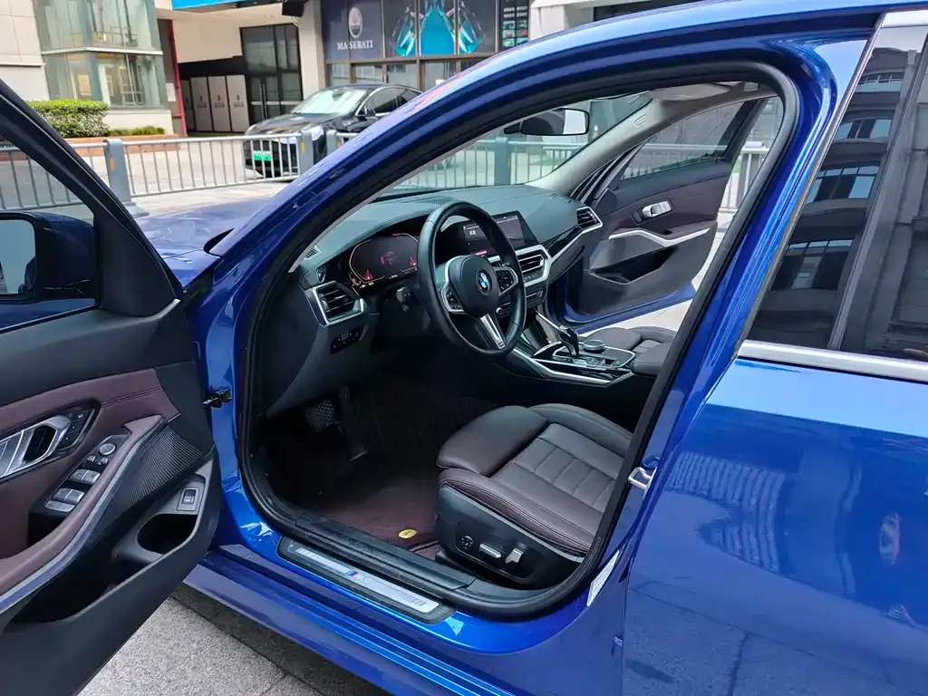 BMW 3 Series — фото 10