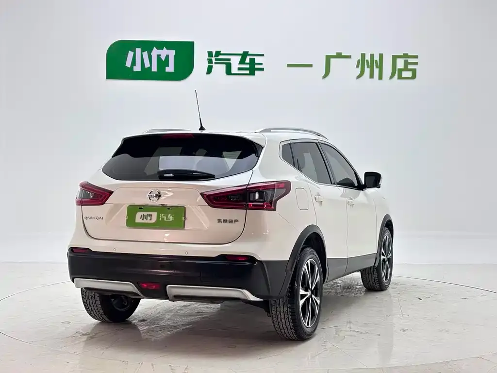 Nissan Qashqai — фото 9
