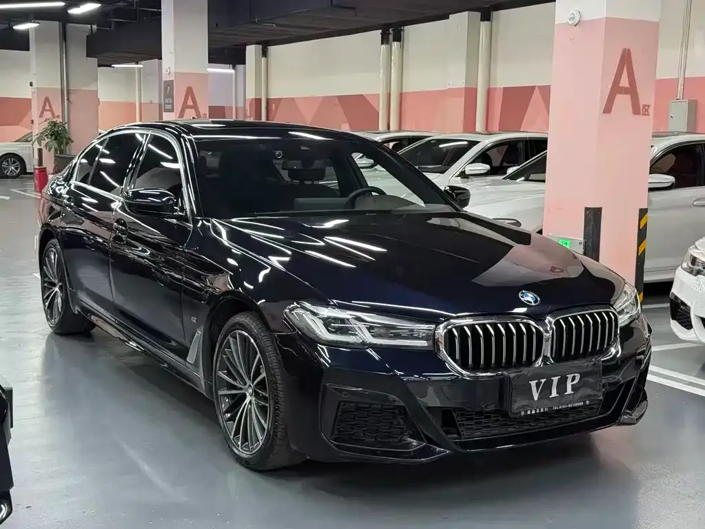 BMW 5 Series — фото 4