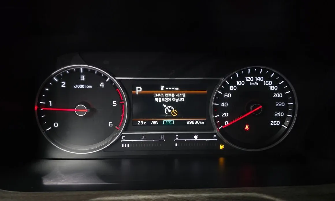 Kia Sorento — фото 6