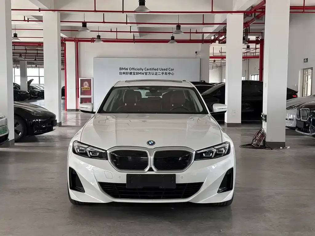 BMW i3 — фото 3