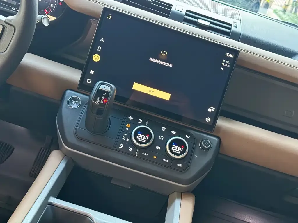 Land Rover Defender — фото 2