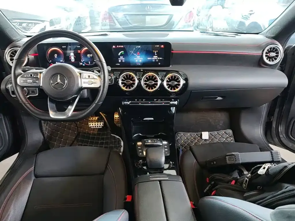 Mercedes-Benz CLA (Import) — фото 9