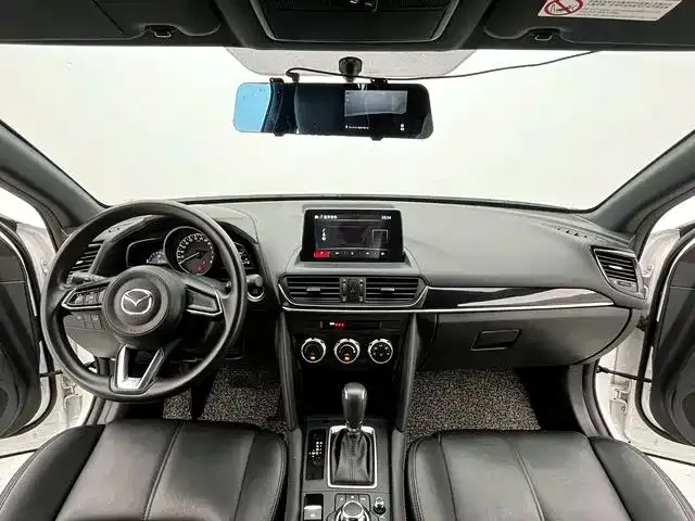 Mazda CX-4 — фото 4