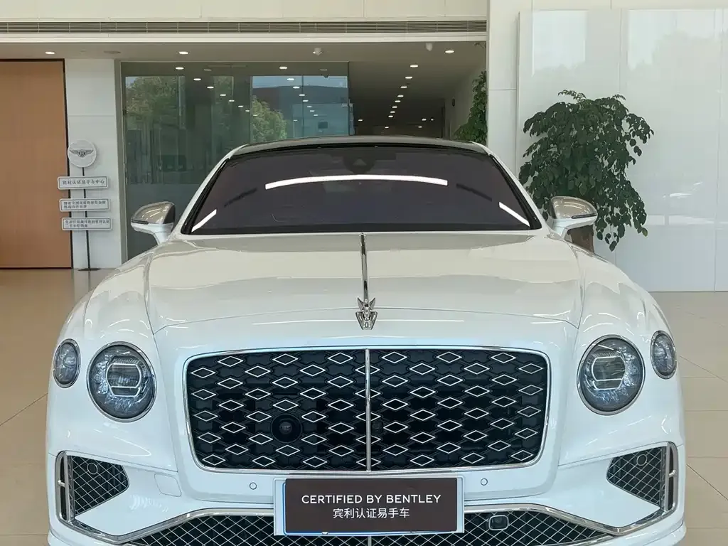 Bentley Flying Spur — фото 8