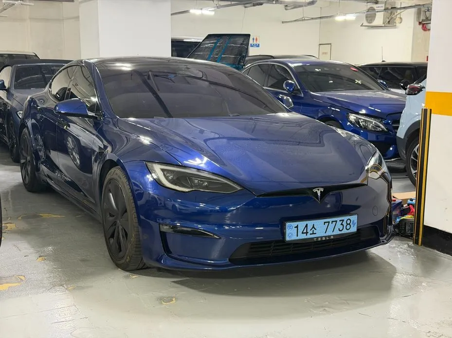 Tesla Model S — фото 8
