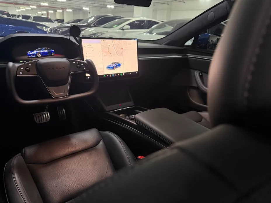 Tesla Model S — фото 2