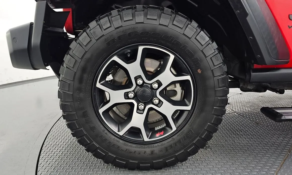 Jeep Wrangler — фото 6