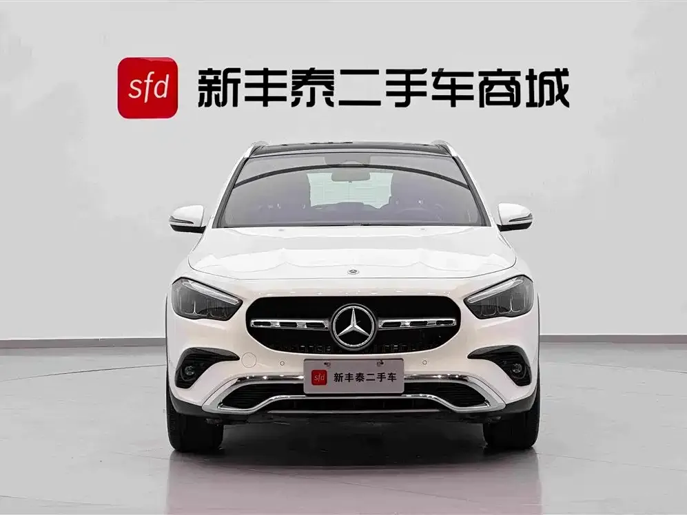 Mercedes-Benz GLA — фото 1