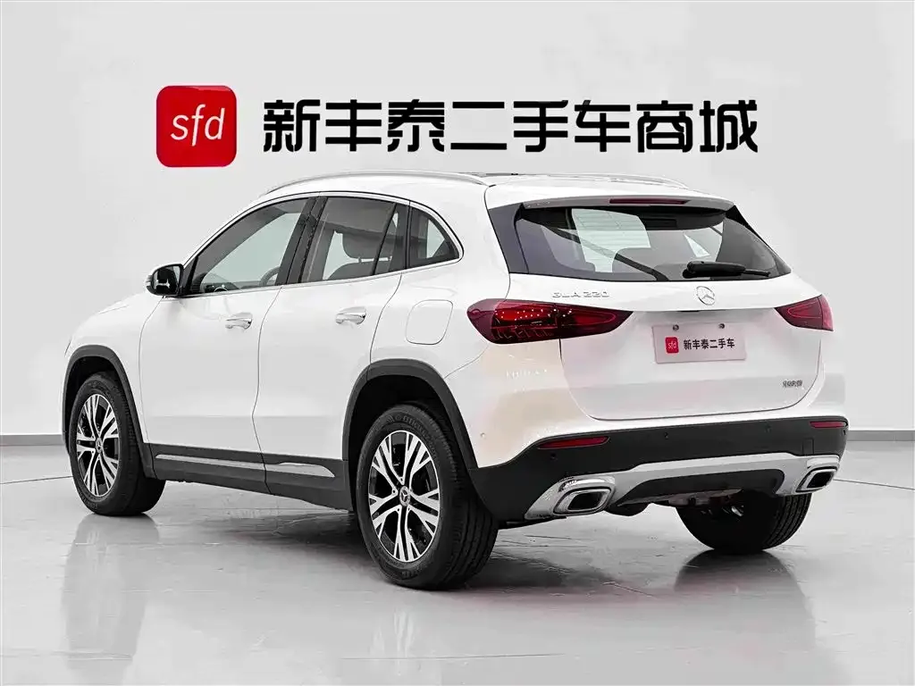 Mercedes-Benz GLA — фото 5
