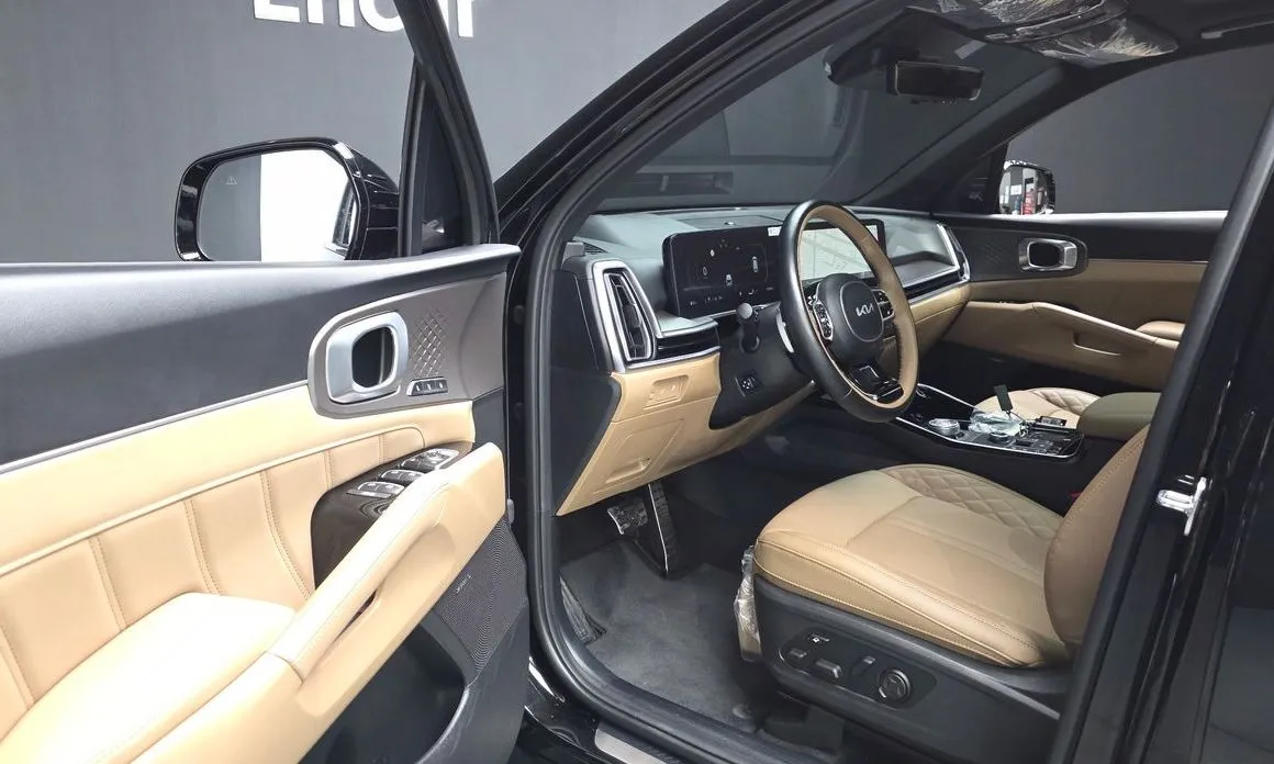 Kia Sorento — фото 8