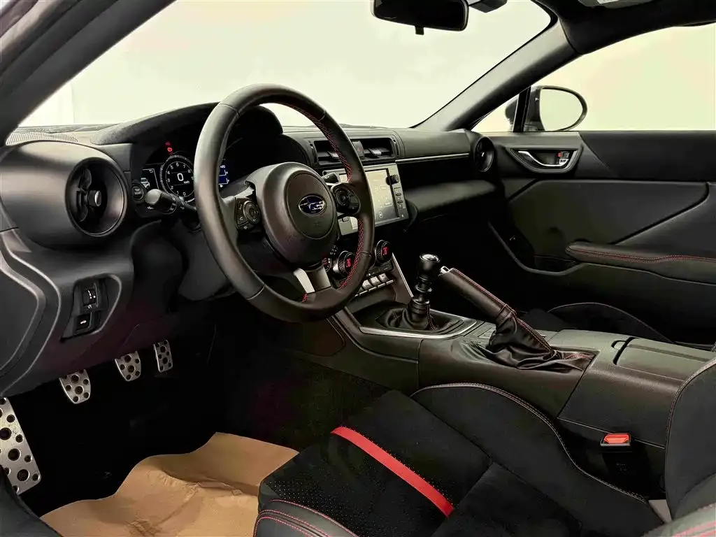 Subaru BRZ — фото 8
