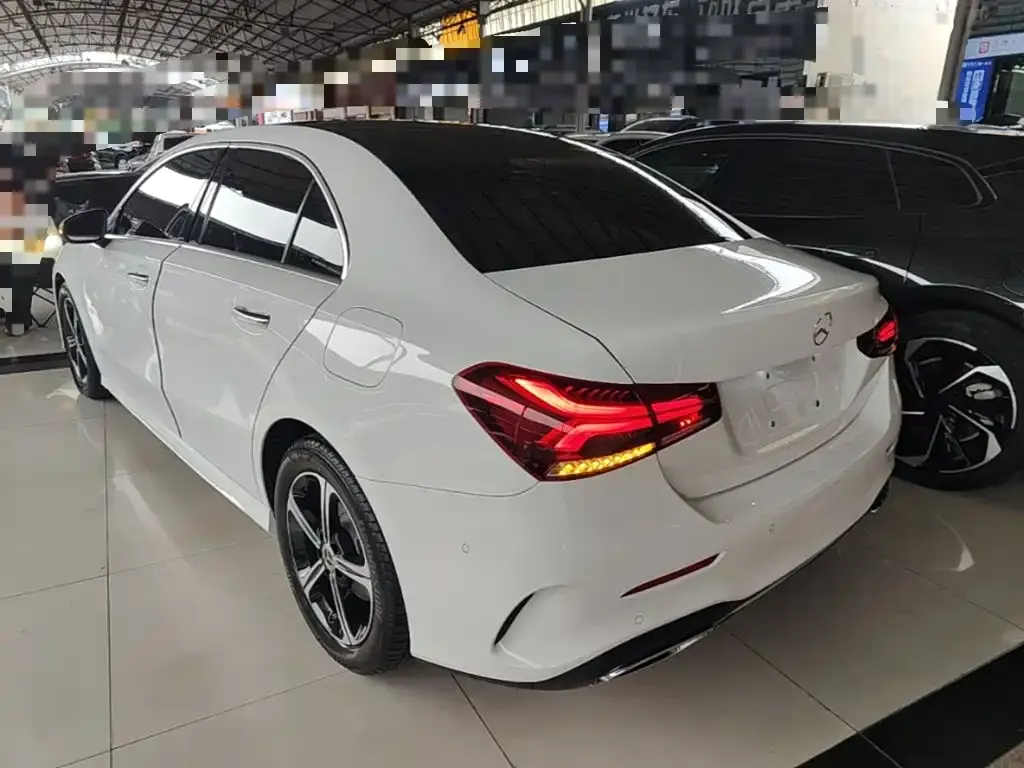 Mercedes-Benz A-Class — фото 9