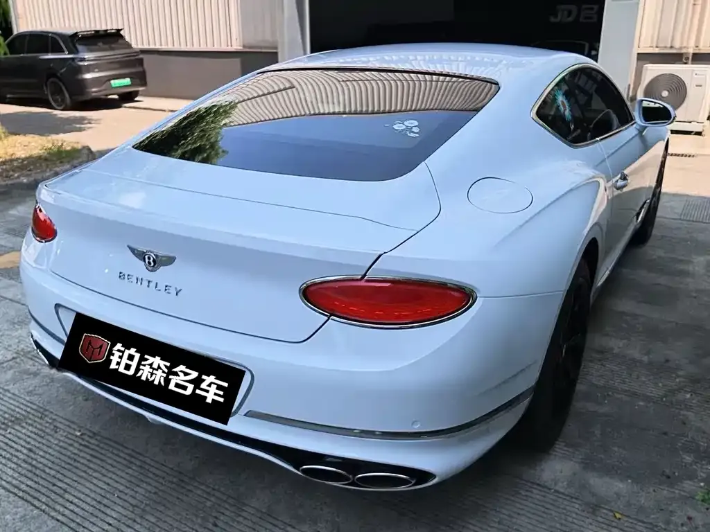 Bentley Continental — фото 6