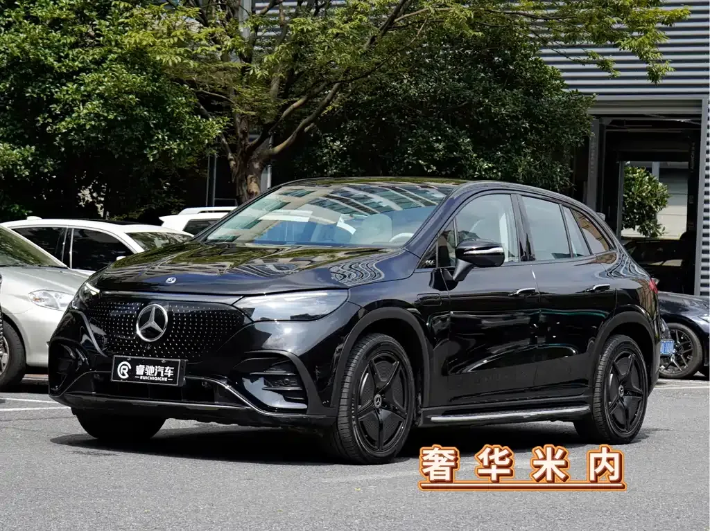 Mercedes-Benz EQE SUV — фото 1