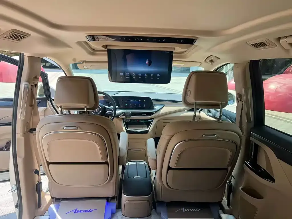 Buick GL8 Hybrid — фото 5