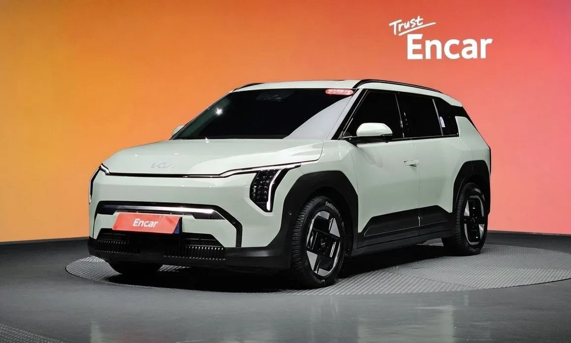 Kia EV3 — фото 1