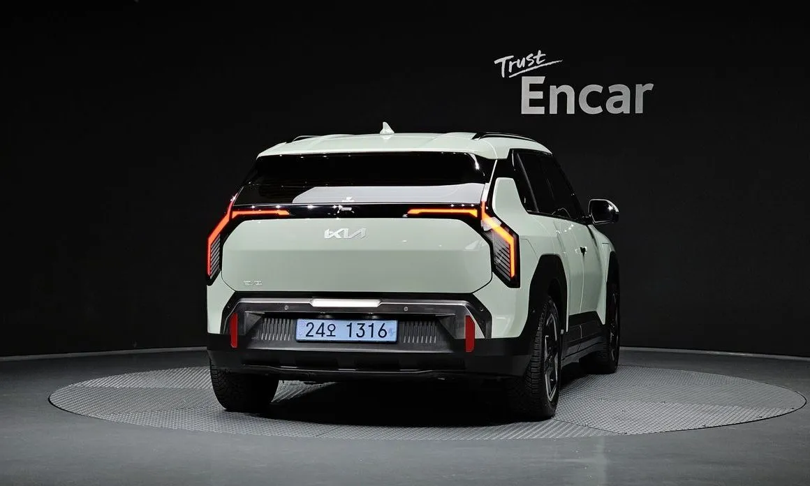 Kia EV3 — фото 5