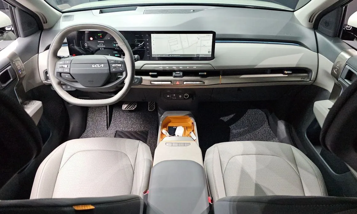 Kia EV3 — фото 8
