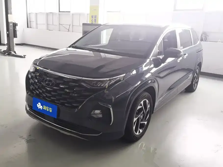 Hyundai Custo — фото 1