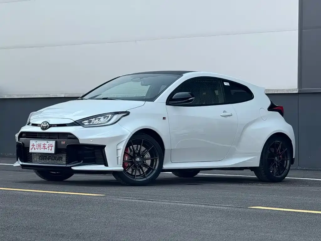 Toyota GR YARIS — фото 1