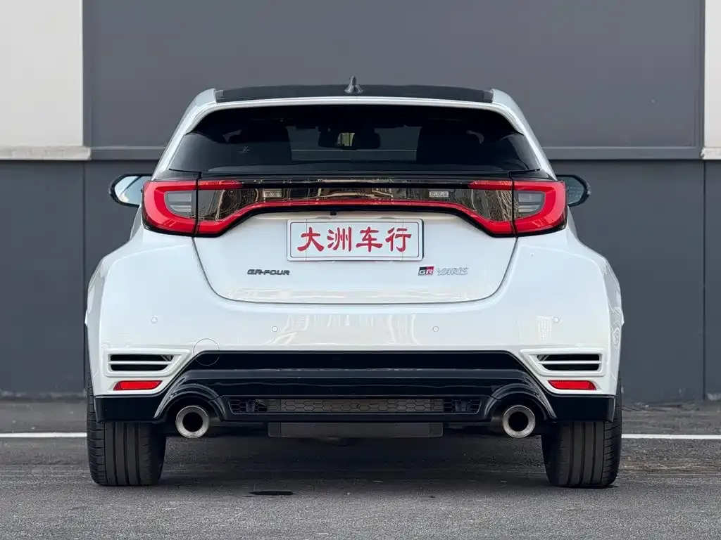 Toyota GR YARIS — фото 10