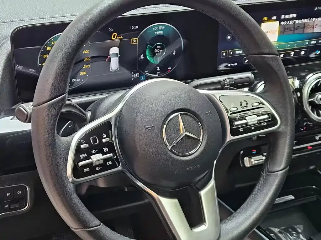 Mercedes-Benz GLA — фото 5