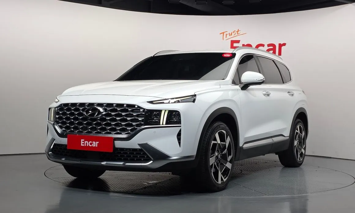 Hyundai Santafe — фото 1