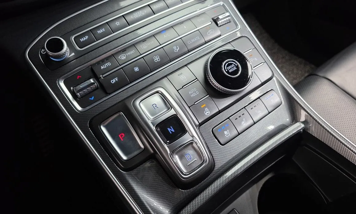 Hyundai Santafe — фото 9