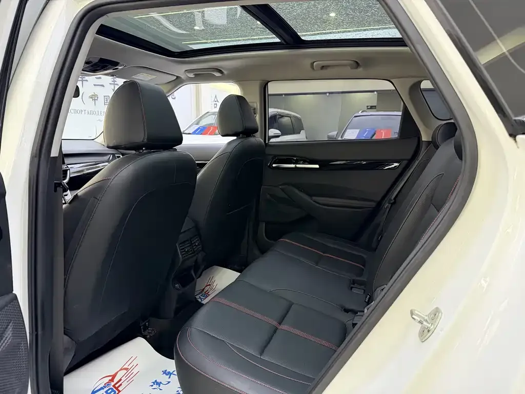 Kia KX3 — фото 3