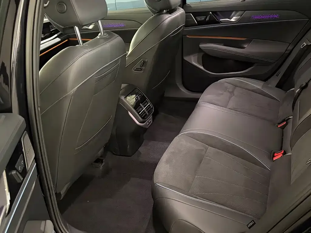 Volkswagen Passat — фото 2