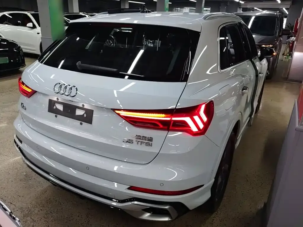 Audi Q3 — фото 6