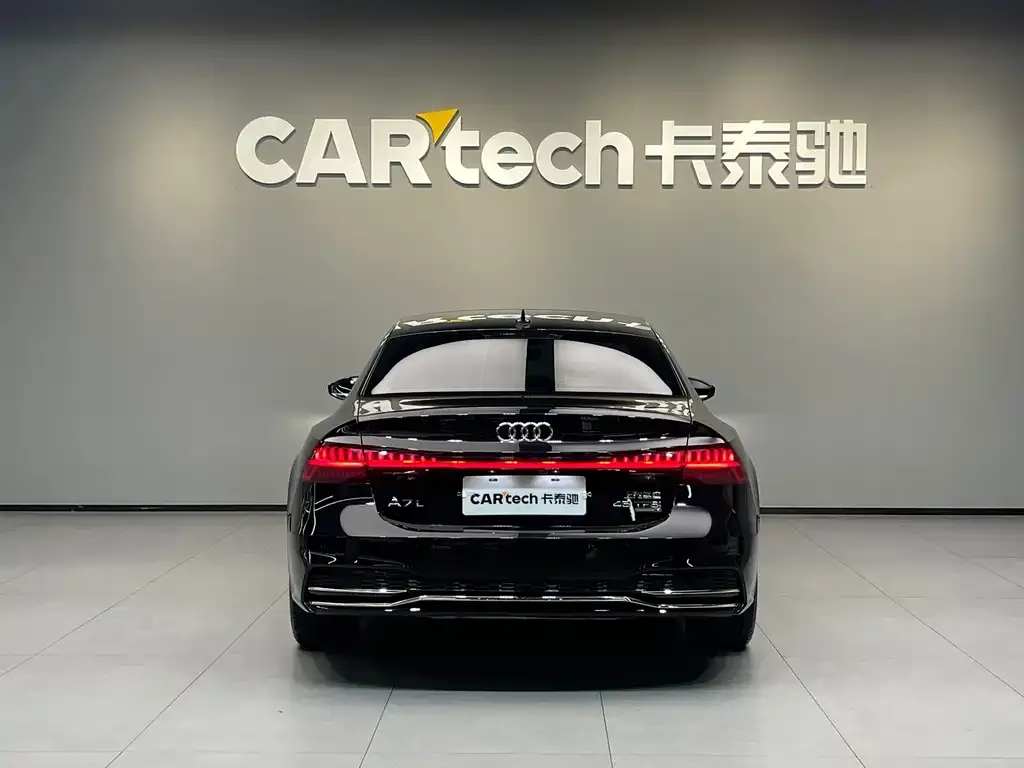 Audi A7L — фото 2