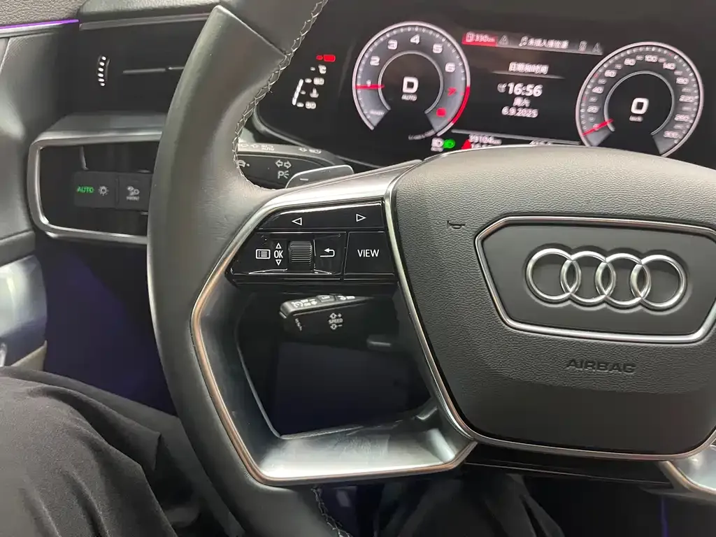 Audi A7L — фото 4