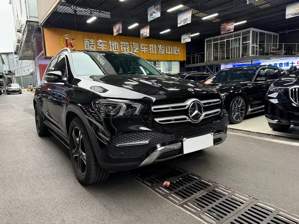 Mercedes-Benz GLE (Import) — фото 9