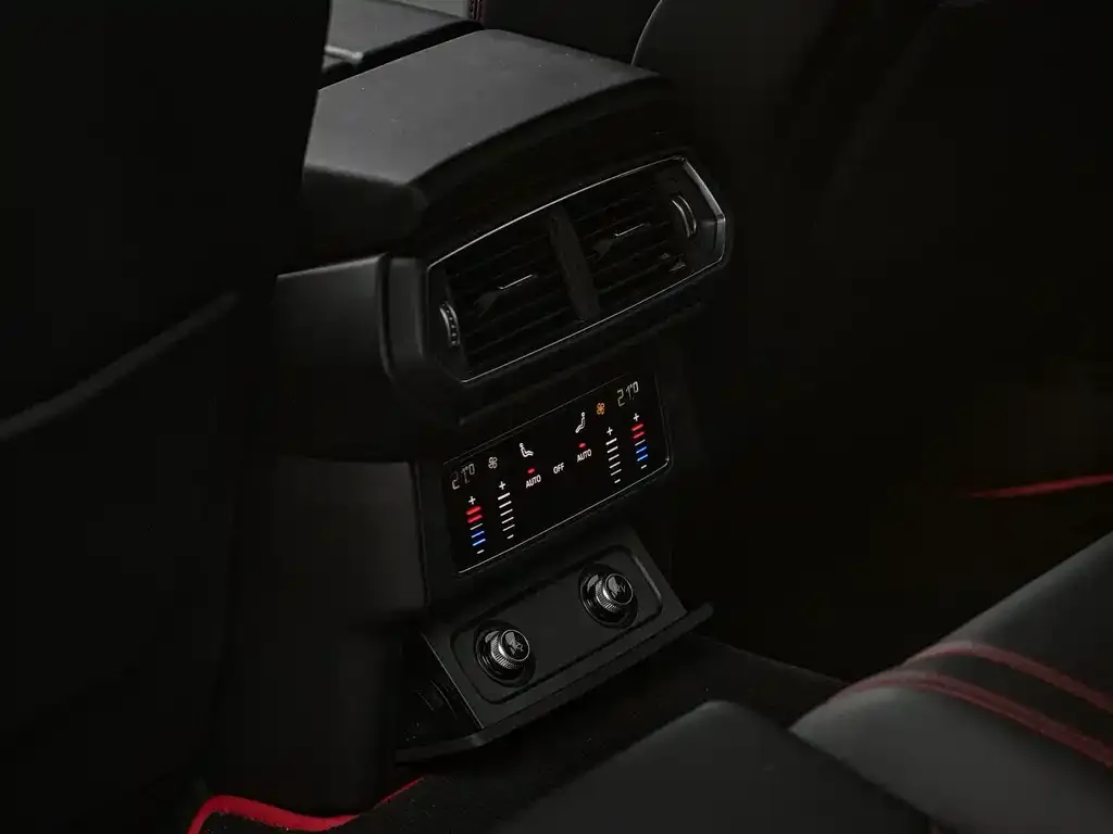 Lamborghini Urus — фото 5