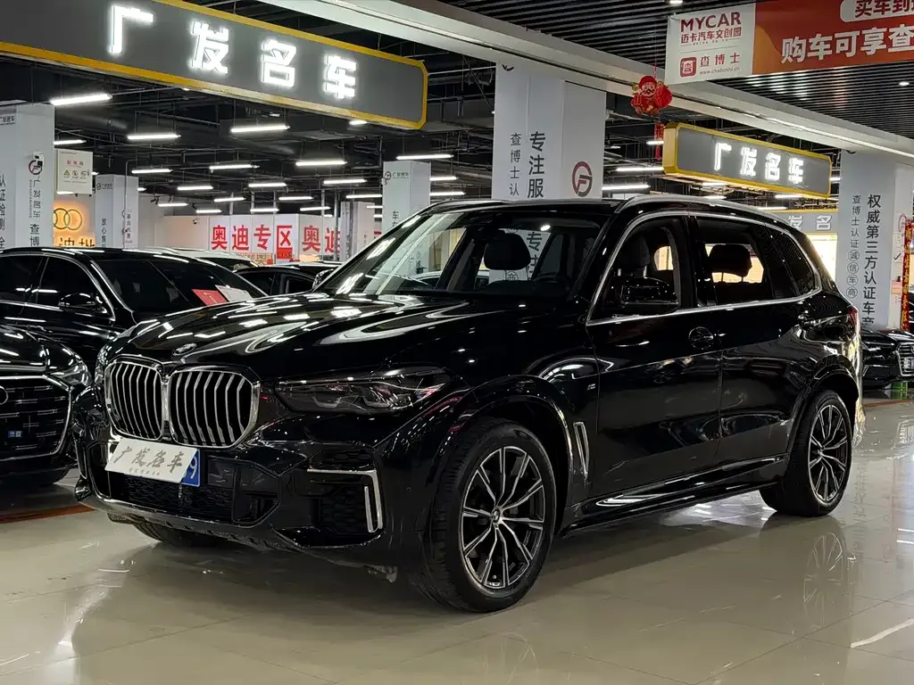 BMW X5 — фото 1