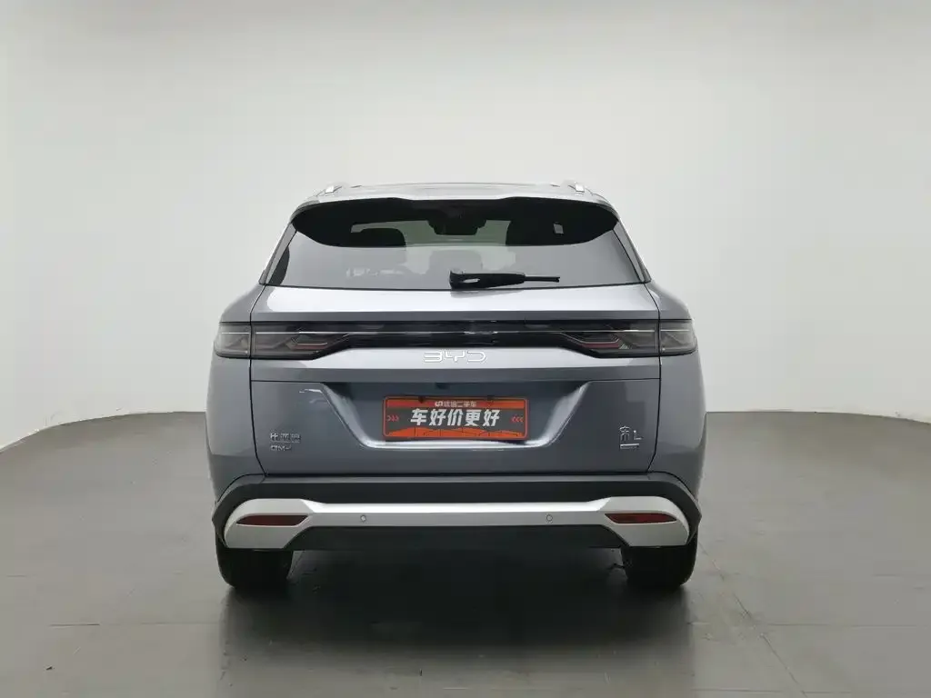 BYD L DM-i — фото 7
