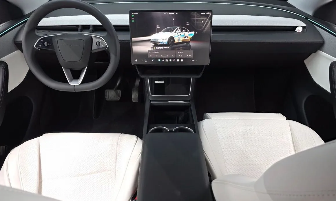 Tesla Model Y — фото 8