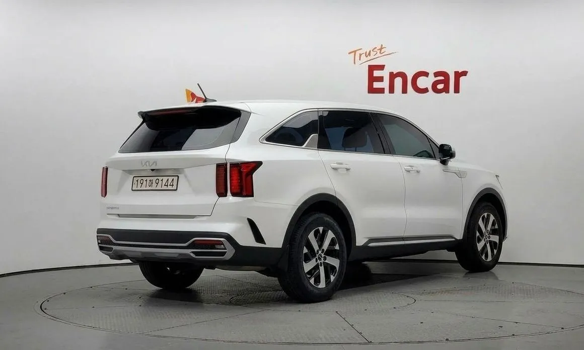 Kia Sorento — фото 3