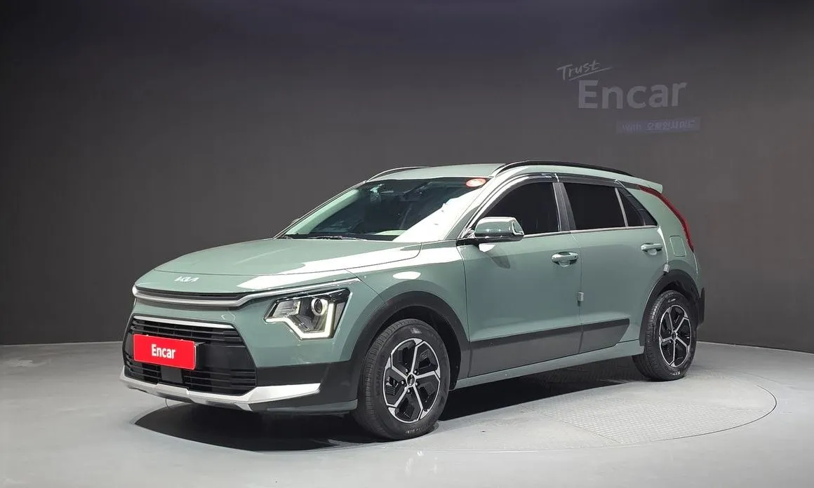 Kia Niro — фото 1