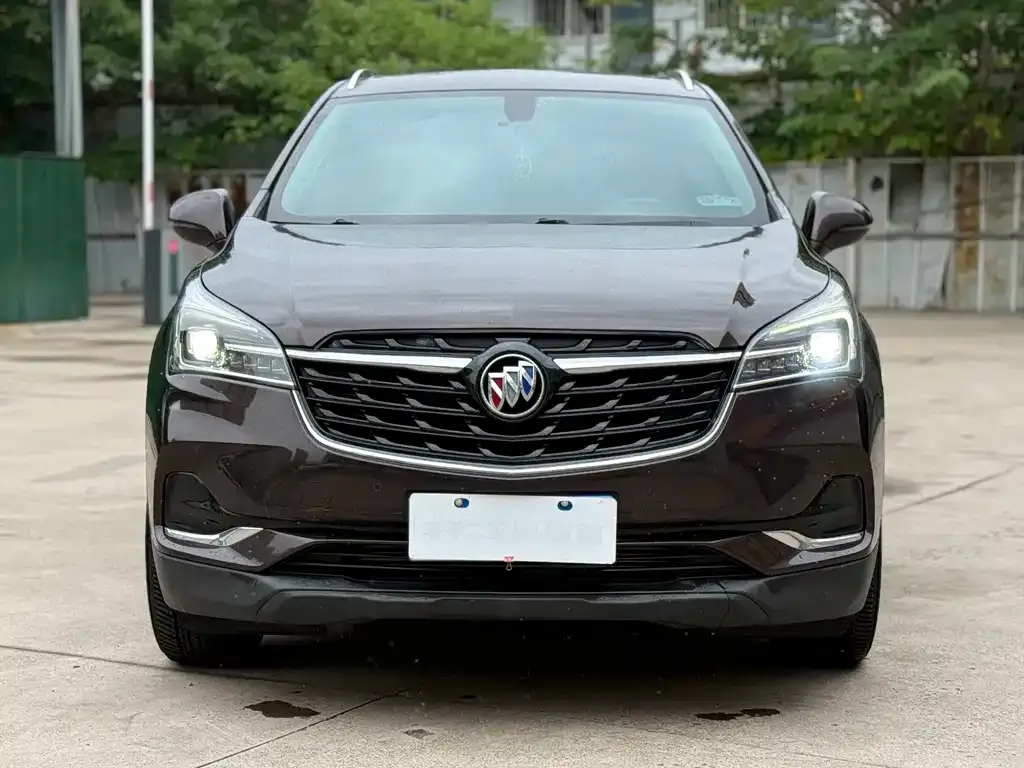 Buick Envision Plus — фото 2